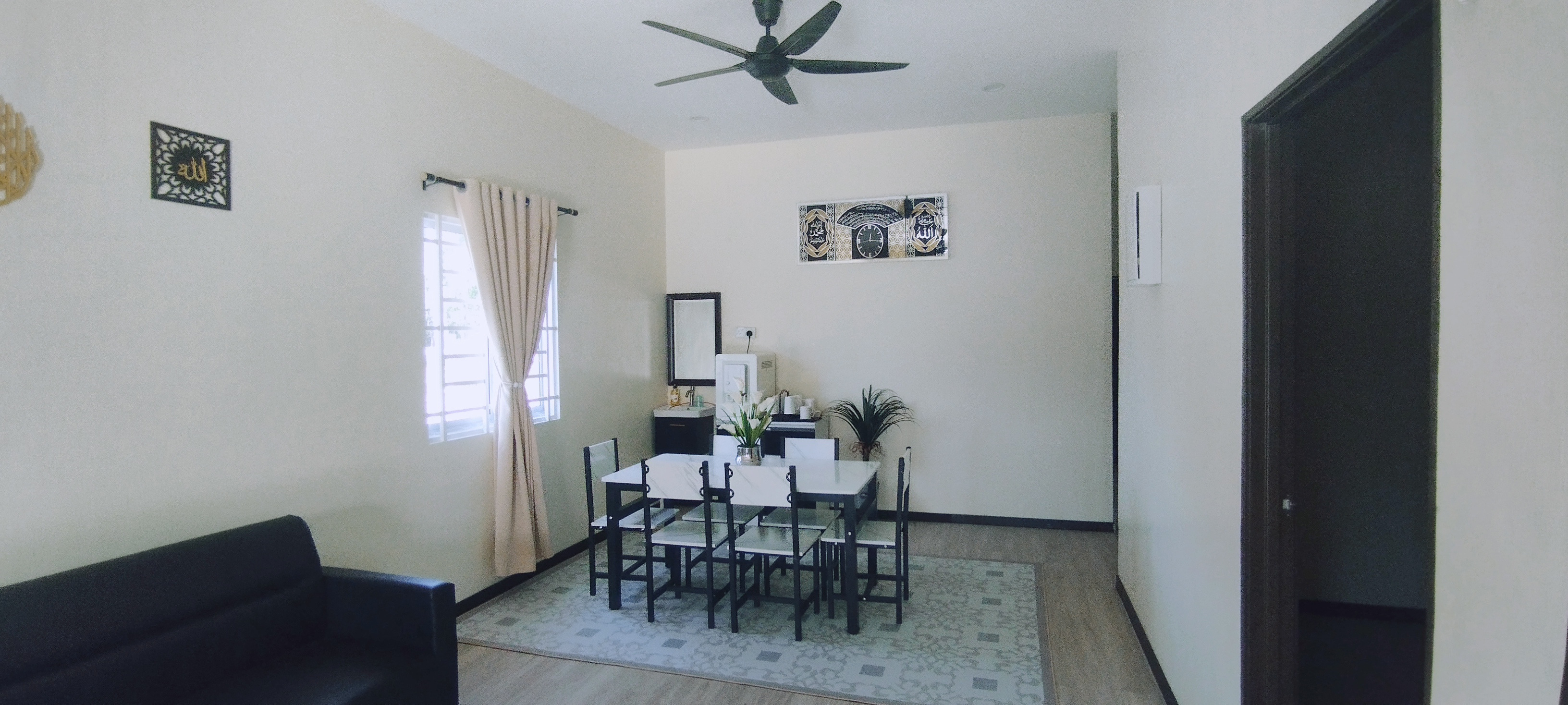 Inapan Seroja room1